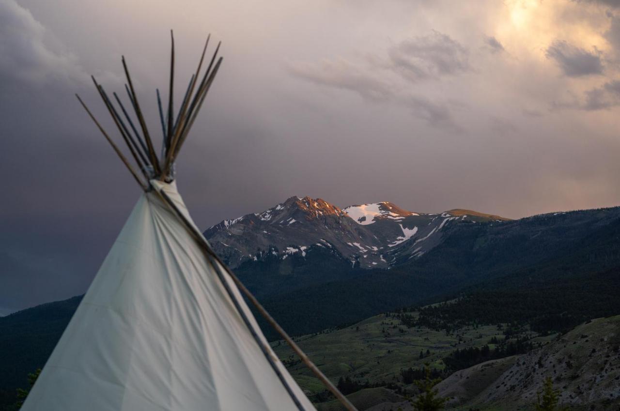 Dreamcatcher Tipi Hotel Gardiner Esterno foto