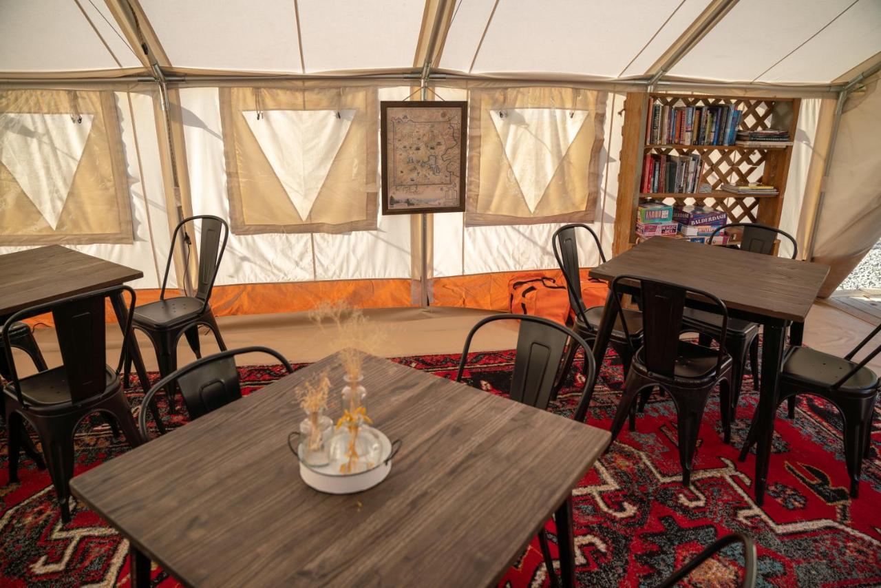 Dreamcatcher Tipi Hotel Gardiner Esterno foto