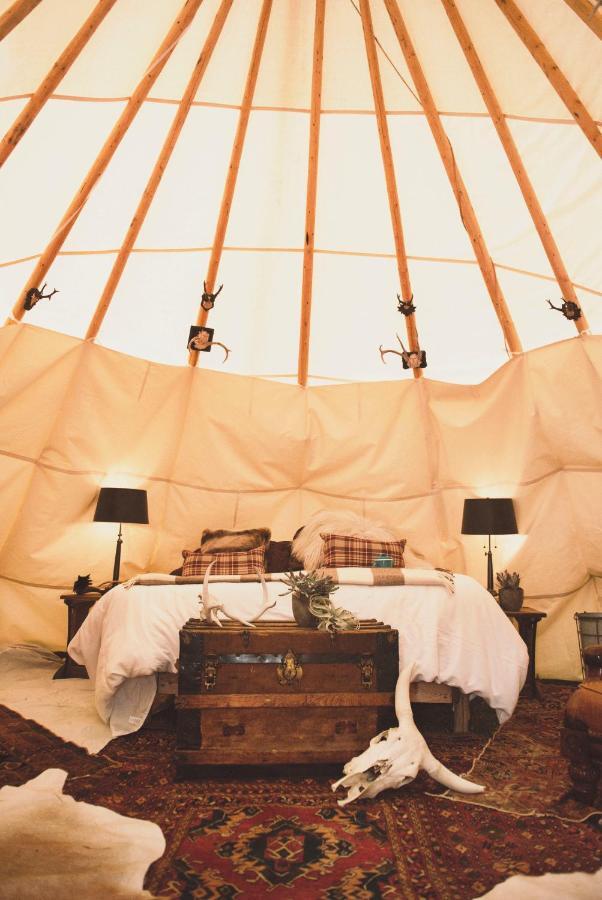 Dreamcatcher Tipi Hotel Gardiner Esterno foto
