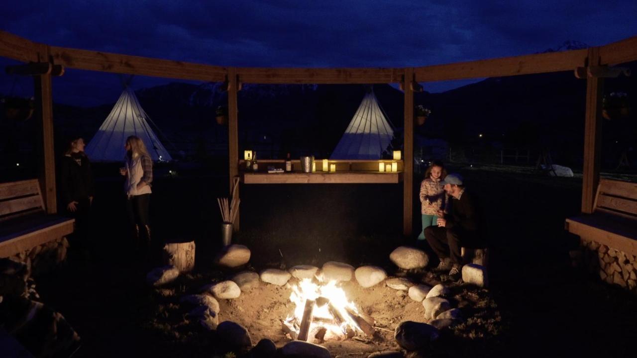 Dreamcatcher Tipi Hotel Gardiner Esterno foto